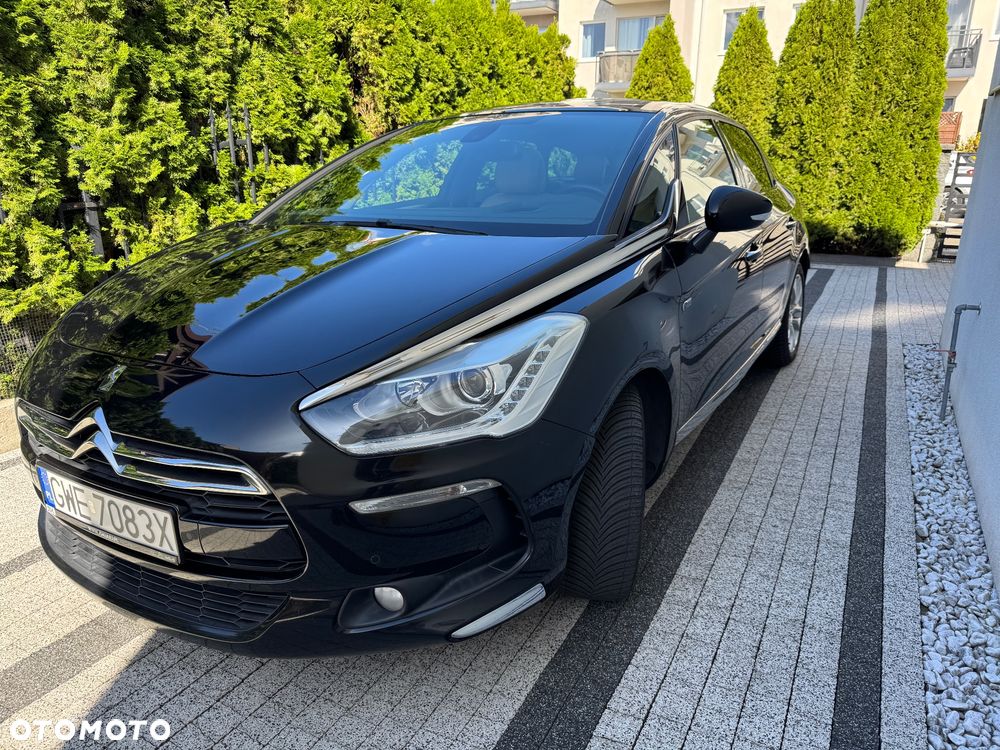 Citroën DS5 2.0 HDi Hybrid4 SoChic MCP - 1