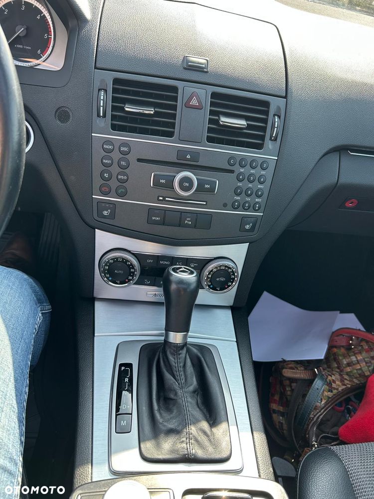 Mercedes-Benz Klasa C 220 CDI DPF Automatik BlueEFFICIENCY Avantgarde - 15