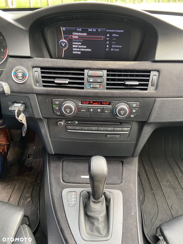 BMW Seria 3 325d DPF Touring - 20