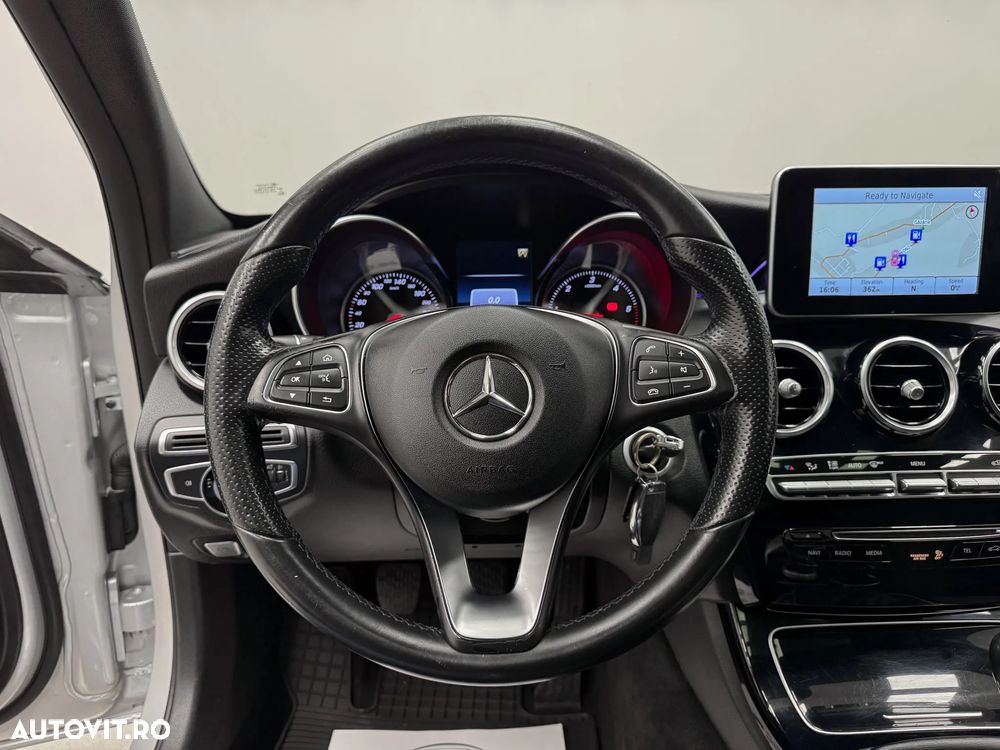 Mercedes-Benz C - 25