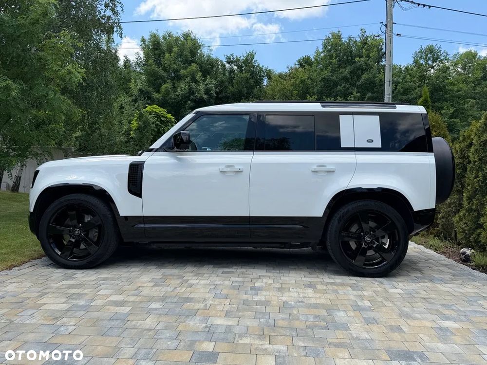 Land Rover Defender 3.0 D300 mHEV X-Dynamic HSE - 3
