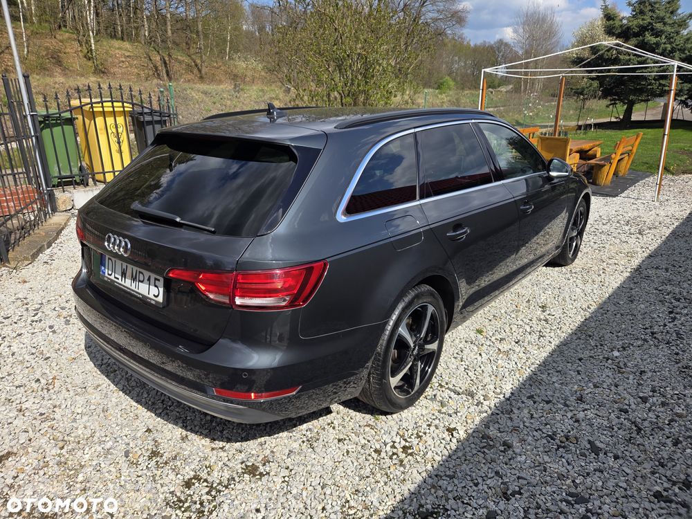 Audi A4 Avant 2.0 TDI DPF clean diesel Attraction - 11