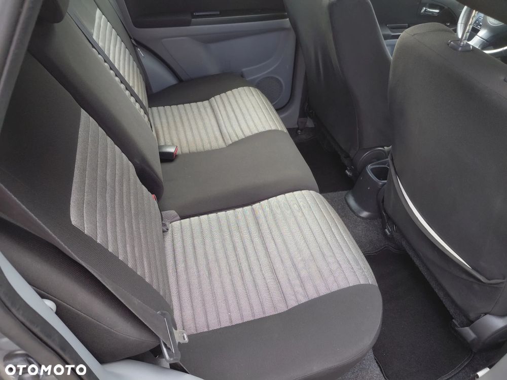Suzuki SX4 1.6 VVT 4x4 Club - 15
