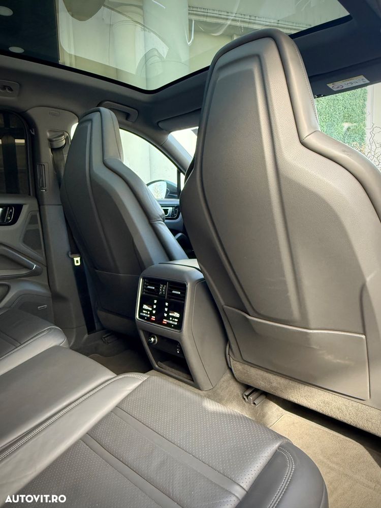 Porsche Cayenne Coupe E-Hybrid Tiptronic S Platinum Edition - 7