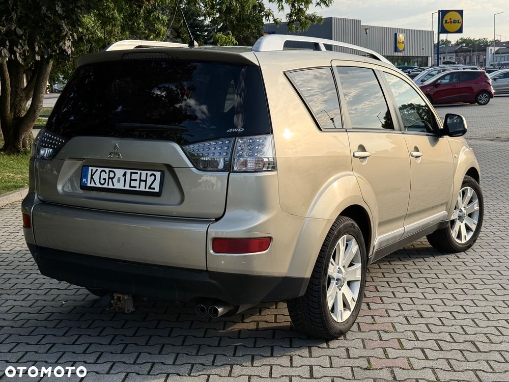 Mitsubishi Outlander 2.0 DID Instyle - 7