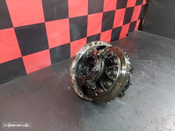 Diferencial Tras Fuso (Mitsubishi) F-Series Mk2 - 2