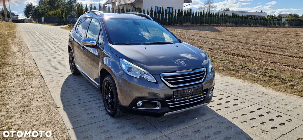 Peugeot 2008 1.6 e-HDi Allure S&S - 7