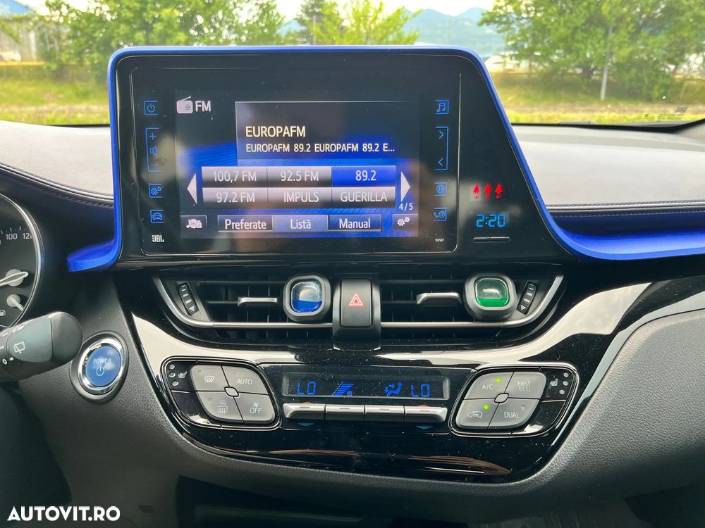 Toyota C-HR - 15