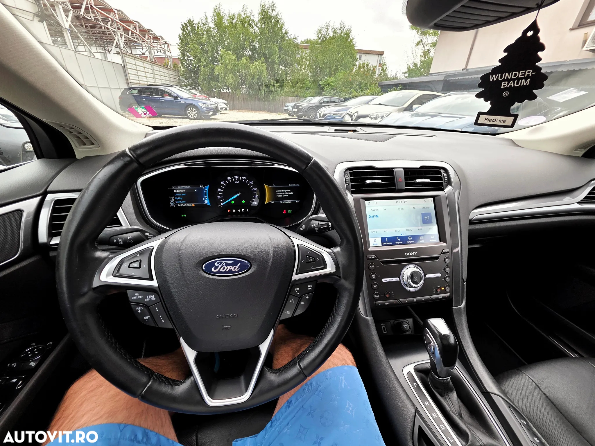 Ford Mondeo 2.0 HEV Titanium - 29