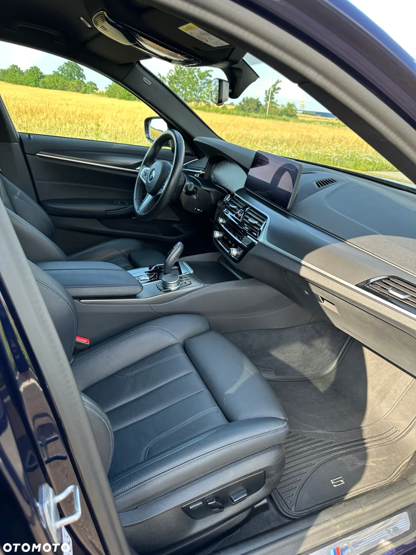 BMW Seria 5 530i GPF xDrive - 13