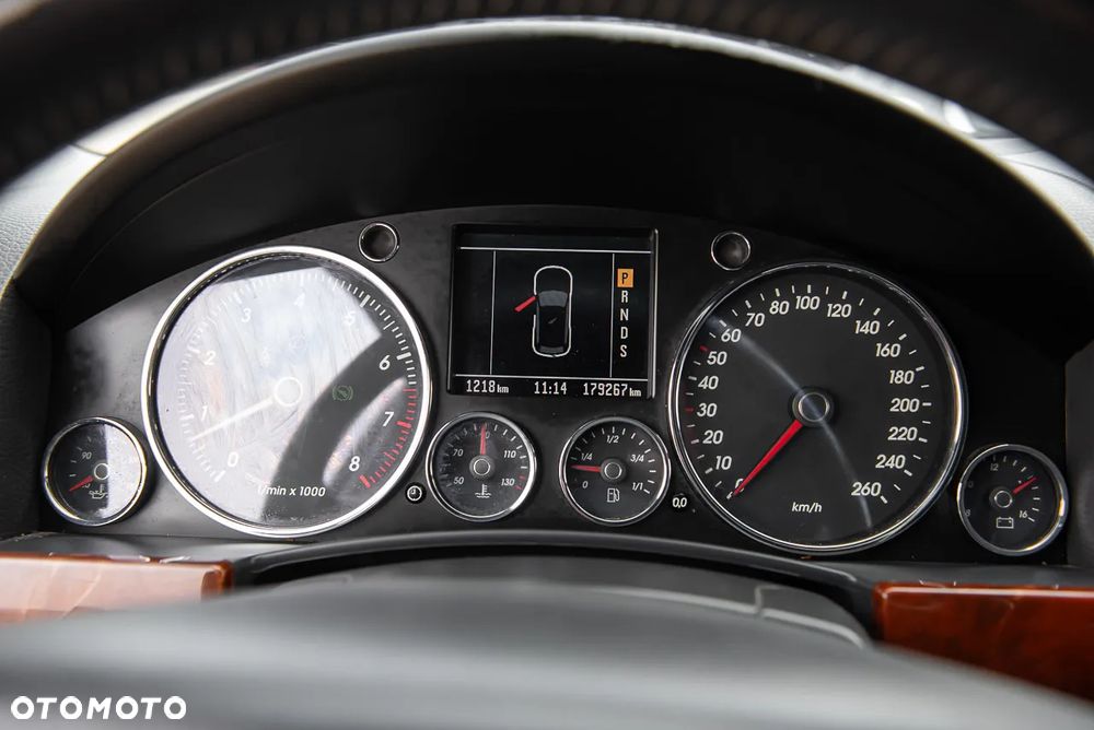 Volkswagen Touareg 3.2 V6 Tiptr - 18