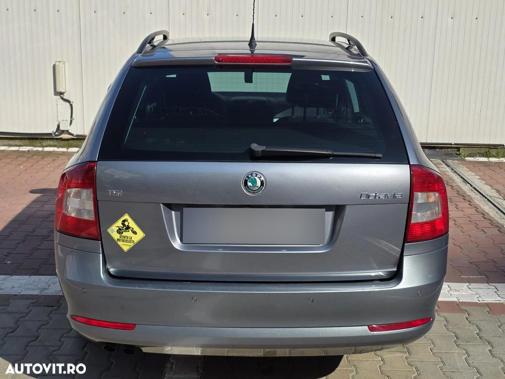 Skoda Octavia Combi 1.4 TSI FAMILY - 5