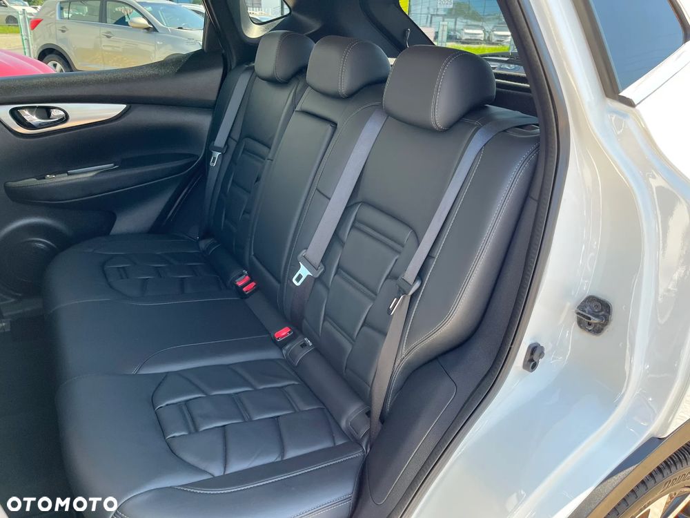 Nissan Qashqai - 32