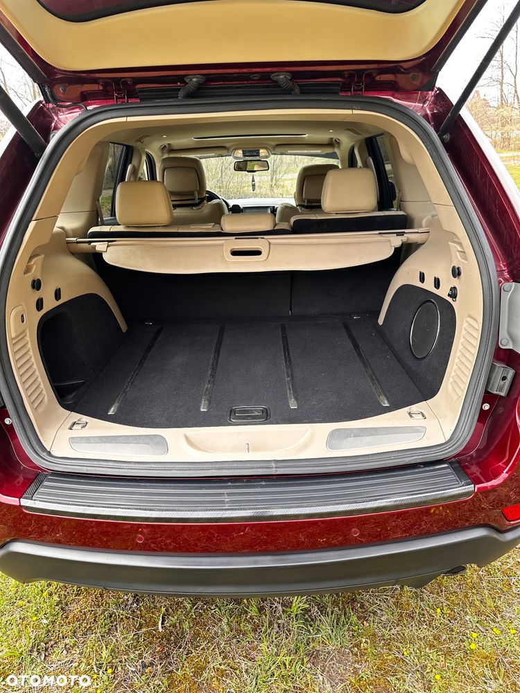 Jeep Grand Cherokee - 15