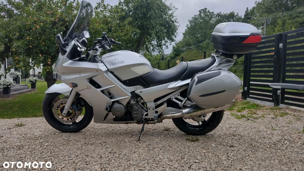 Yamaha FJR - 4