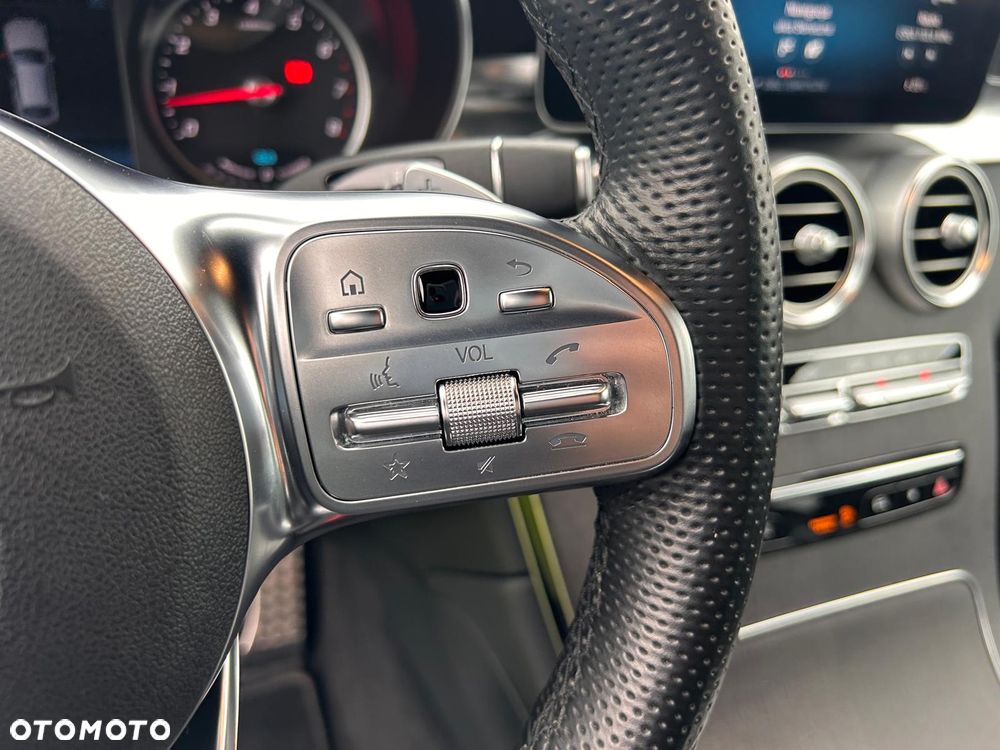 Mercedes-Benz GLC 200 4Matic 9G-TRONIC AMG Line - 10