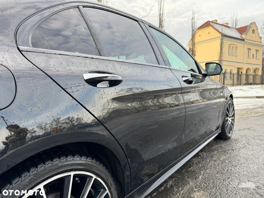 Mercedes-Benz Klasa C AMG 43 4-Matic - 9