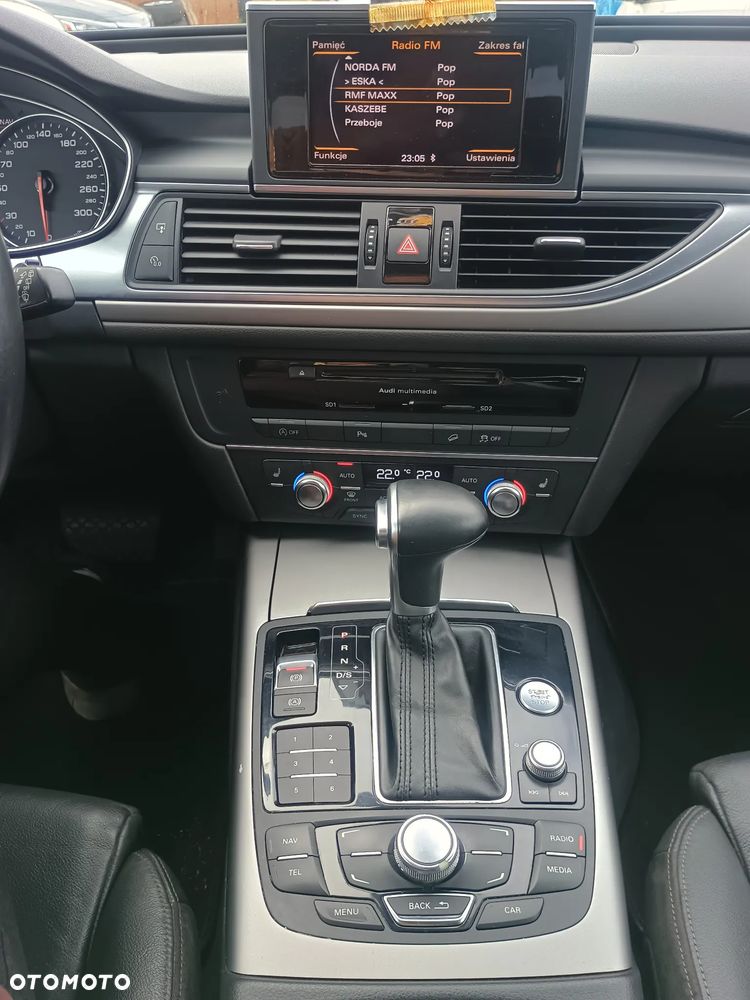 Audi A6 Allroad - 12