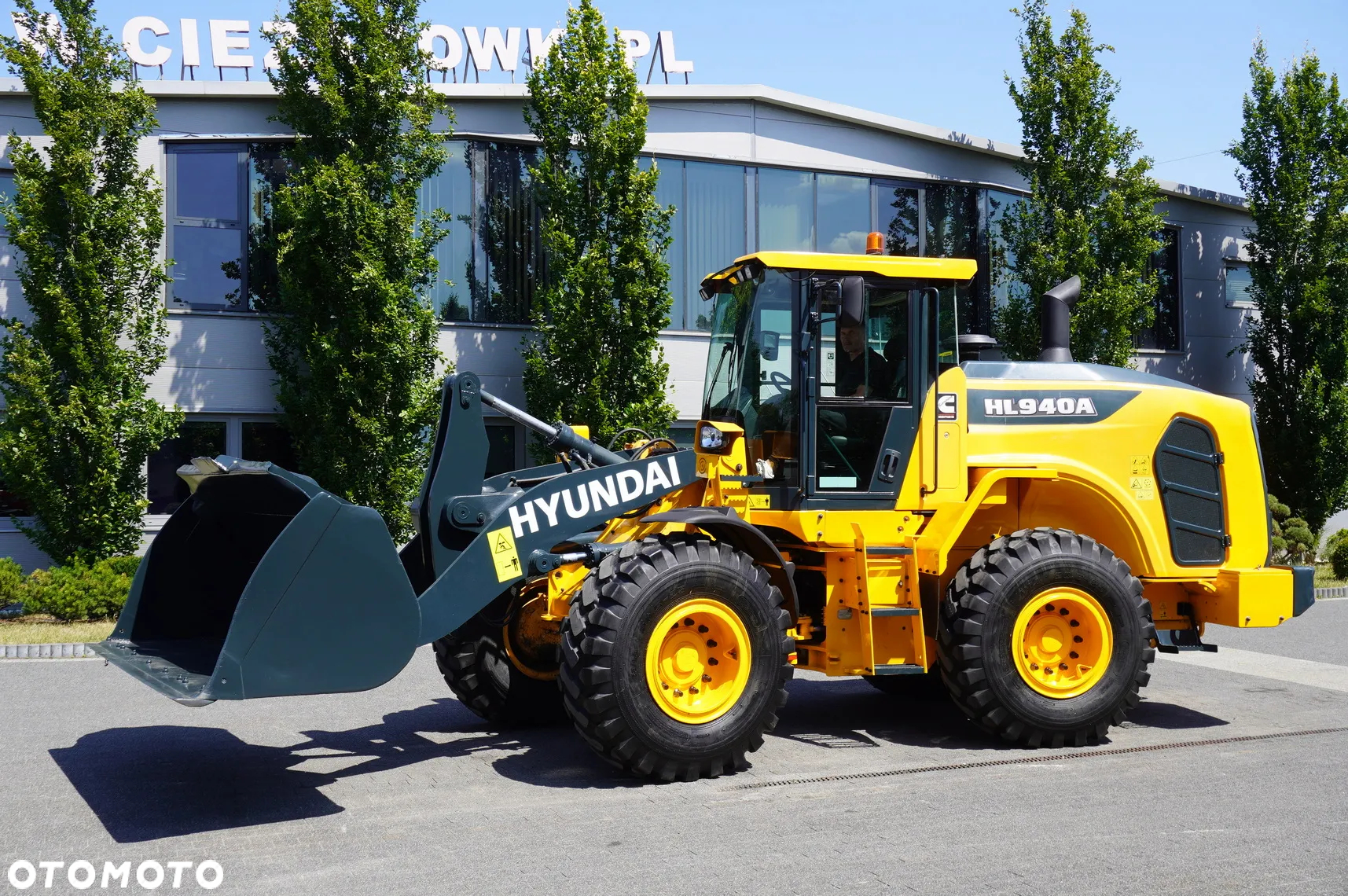Hyundai HL940A / rok 2021 / masa 13,5t - 20
