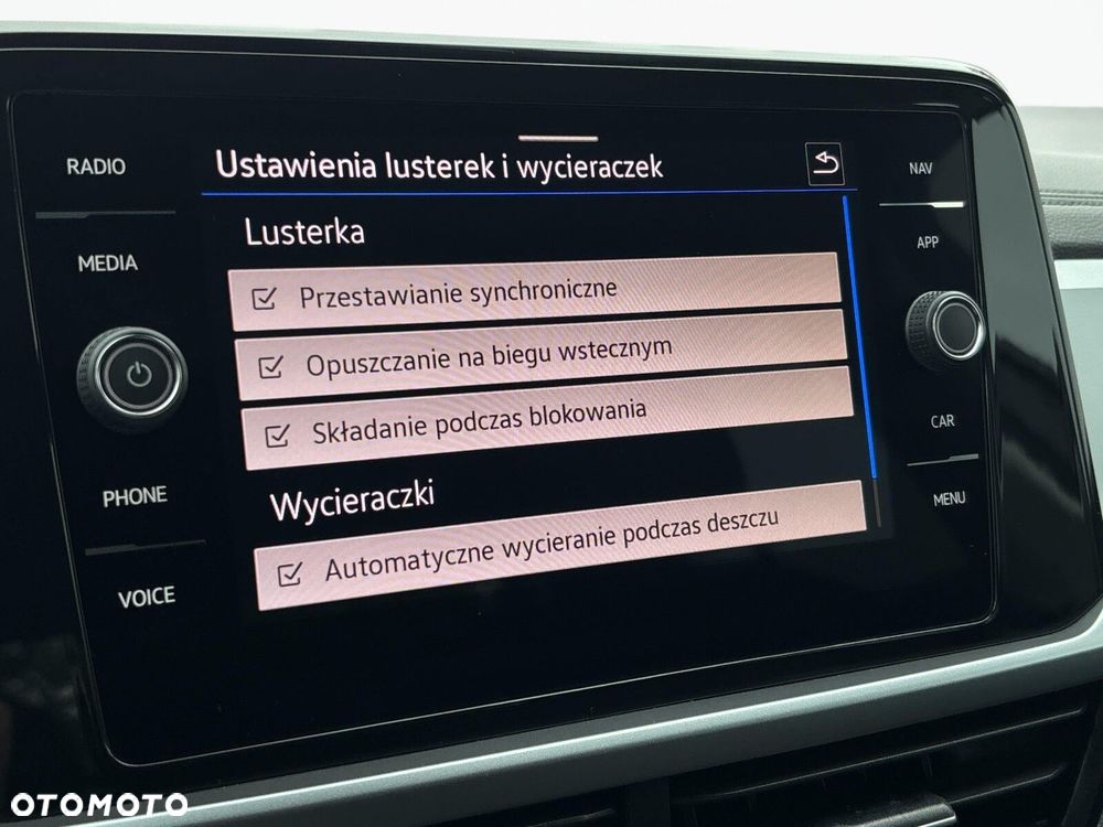 Volkswagen T-Roc 1.5 TSI Life DSG - 21