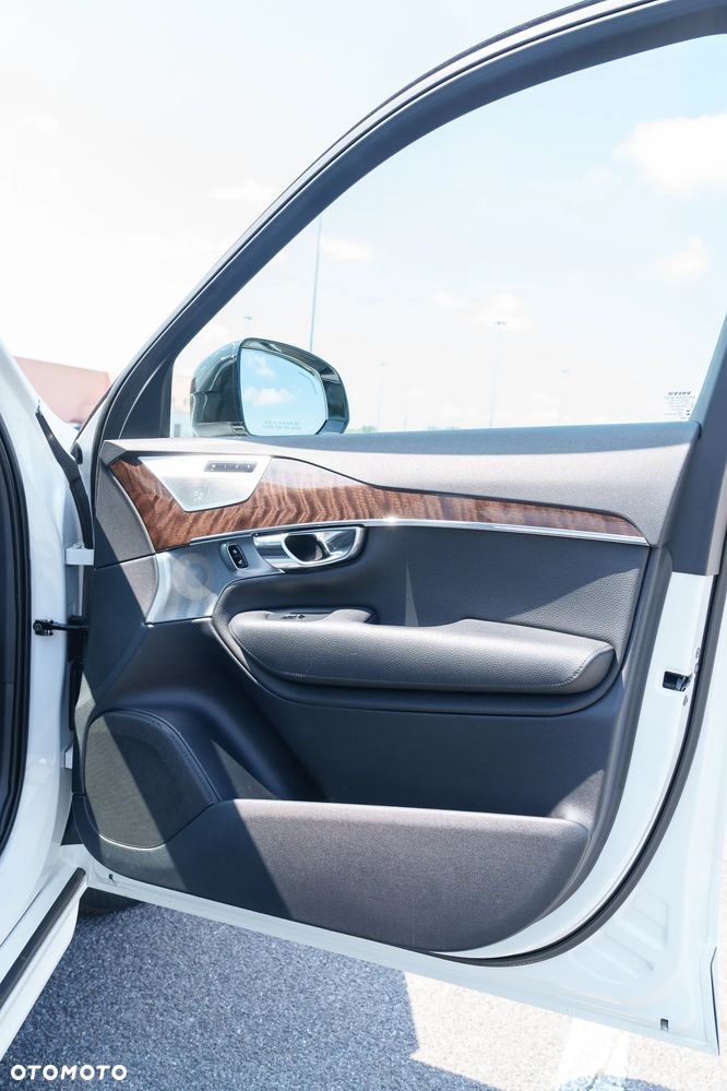 Volvo XC 90 T6 AWD Momentum 7os - 19