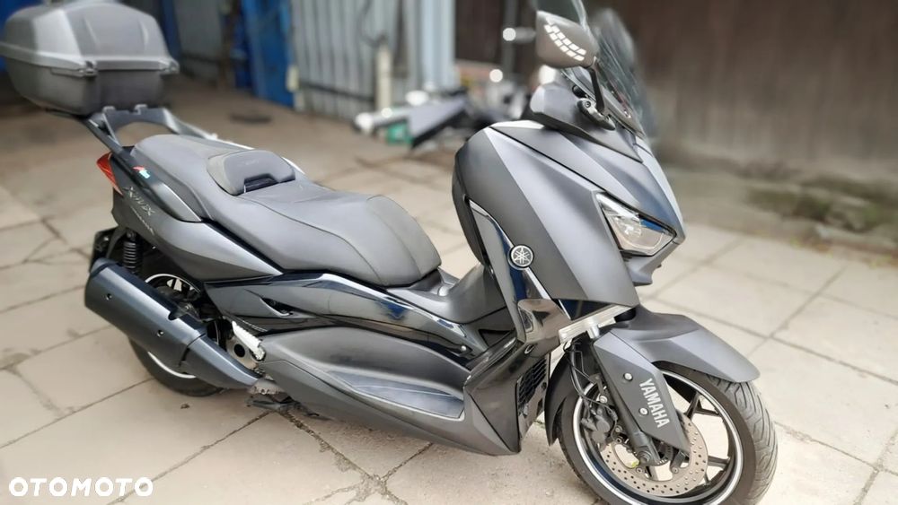 Yamaha X-max - 3