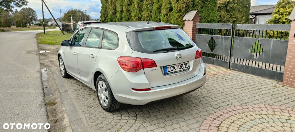 Opel Astra IV 1.3 CDTI Sport ecoFLEX - 11