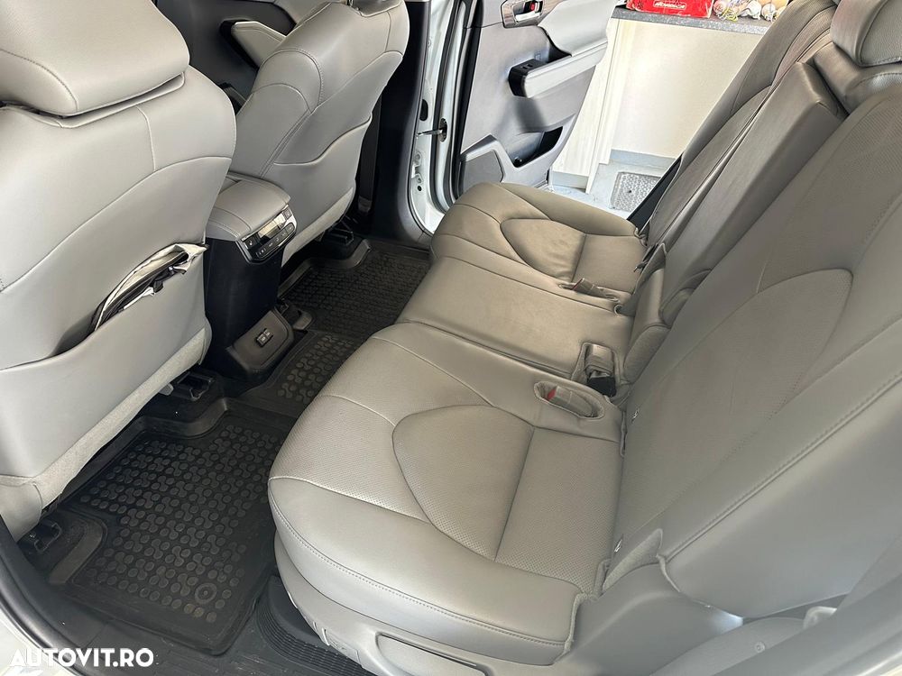 Toyota Highlander 2.5 L Dynamic Force 248CP Luxury Pearly - 22