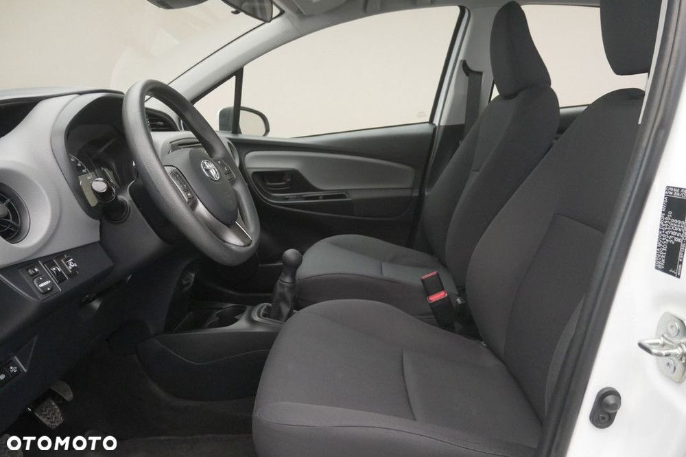 Toyota Yaris 1.0 Active - 12