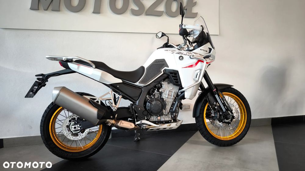 KOVE 800X Touring - 12