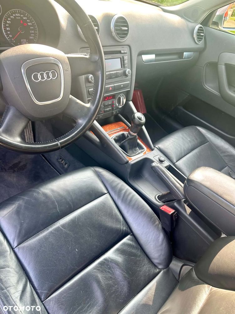 Audi A3 Sportback 1.8 TFSI Ambition - 9