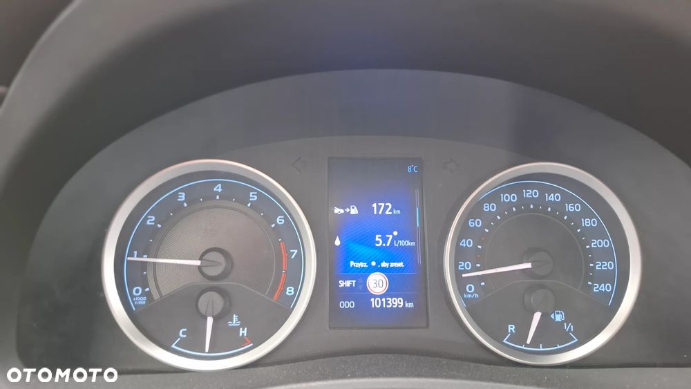 Toyota Corolla 1.6 Comfort - 11