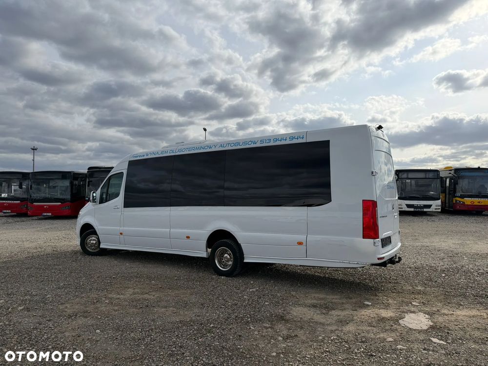 Mercedes-Benz Sprinter 517 - 10
