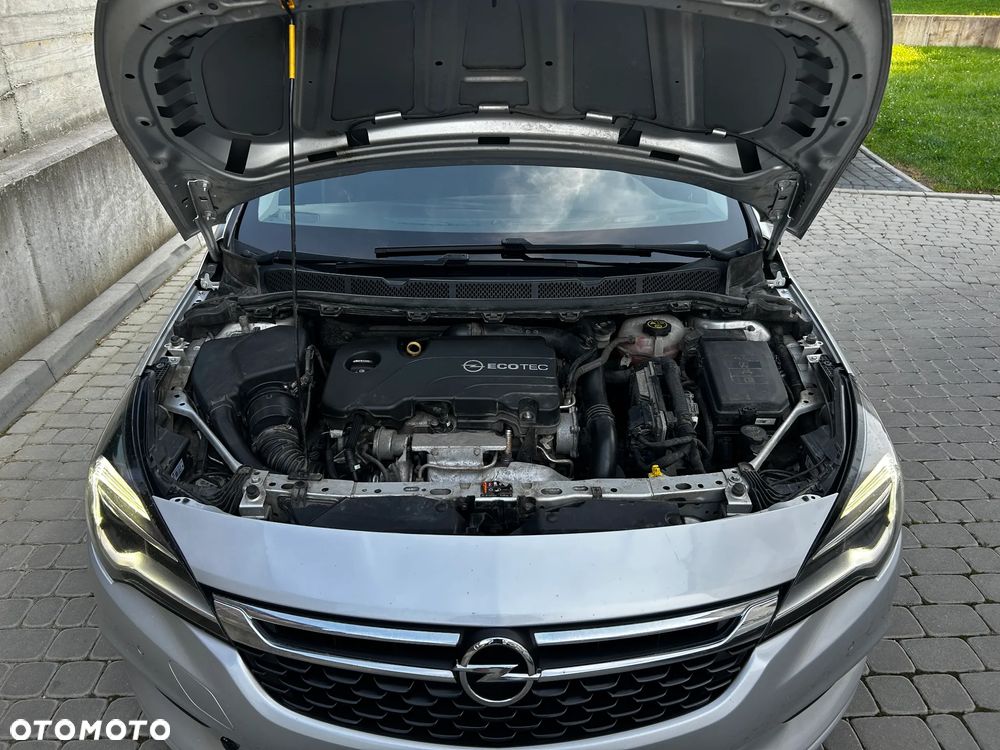 Opel Astra 1.4 Turbo Edition - 30