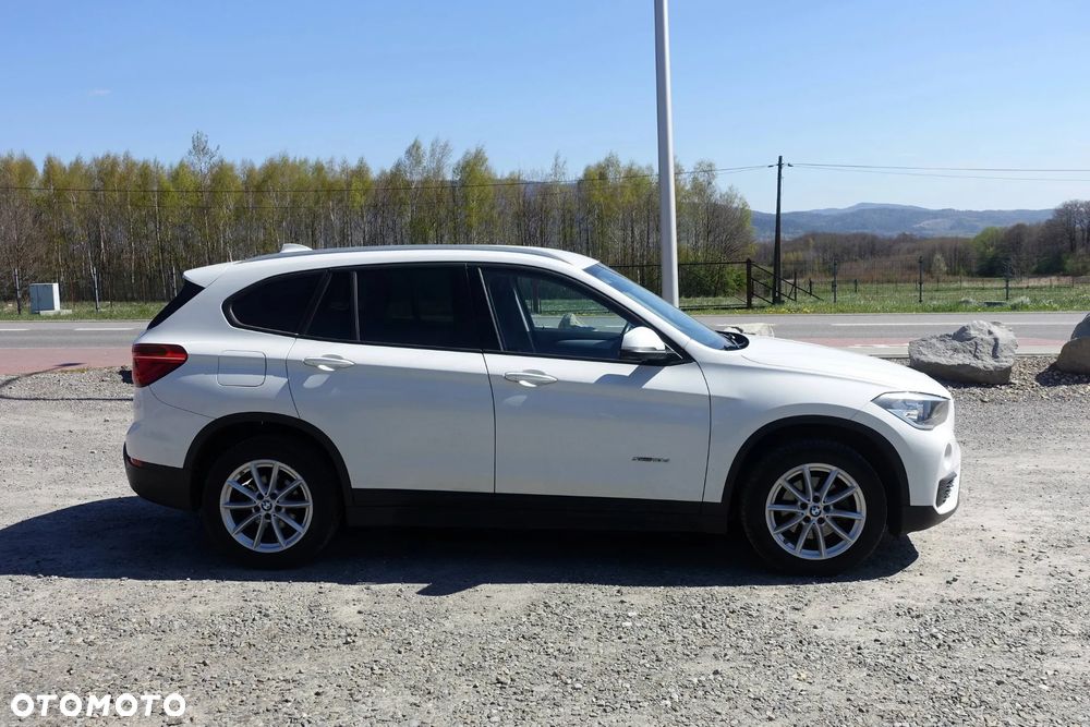 BMW X1 xDrive18d - 8