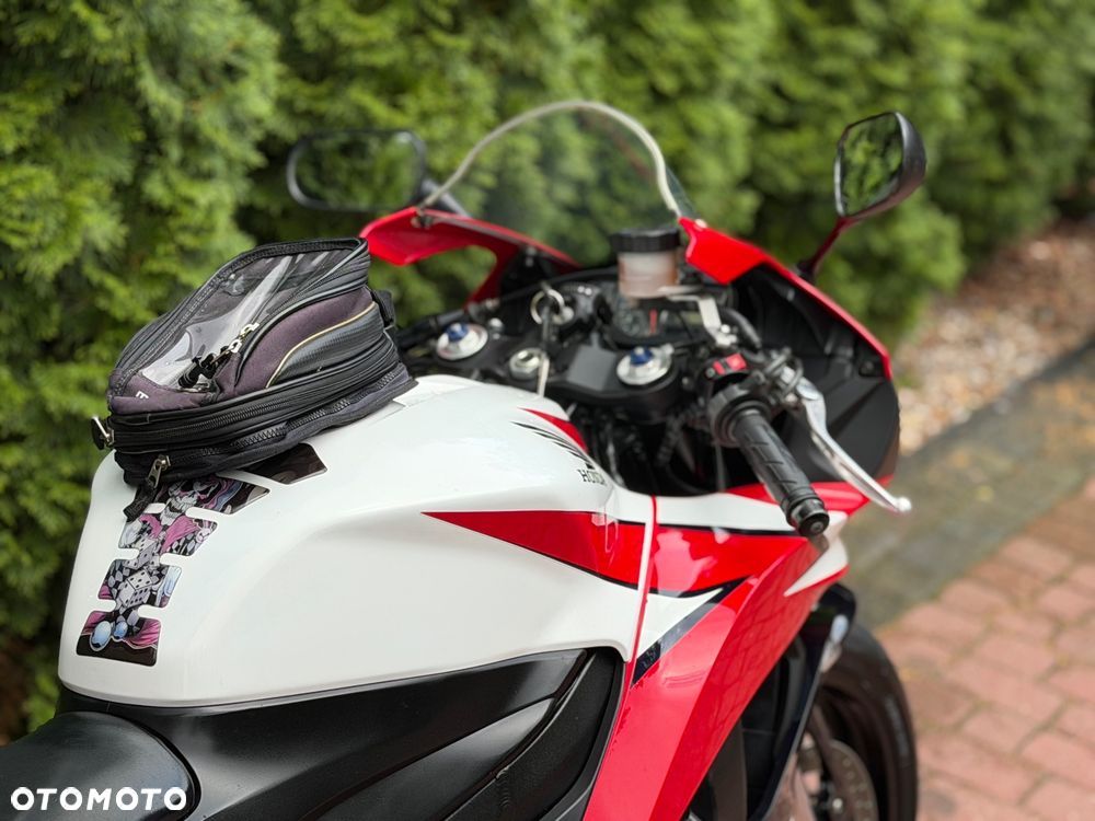 Honda CBR - 14