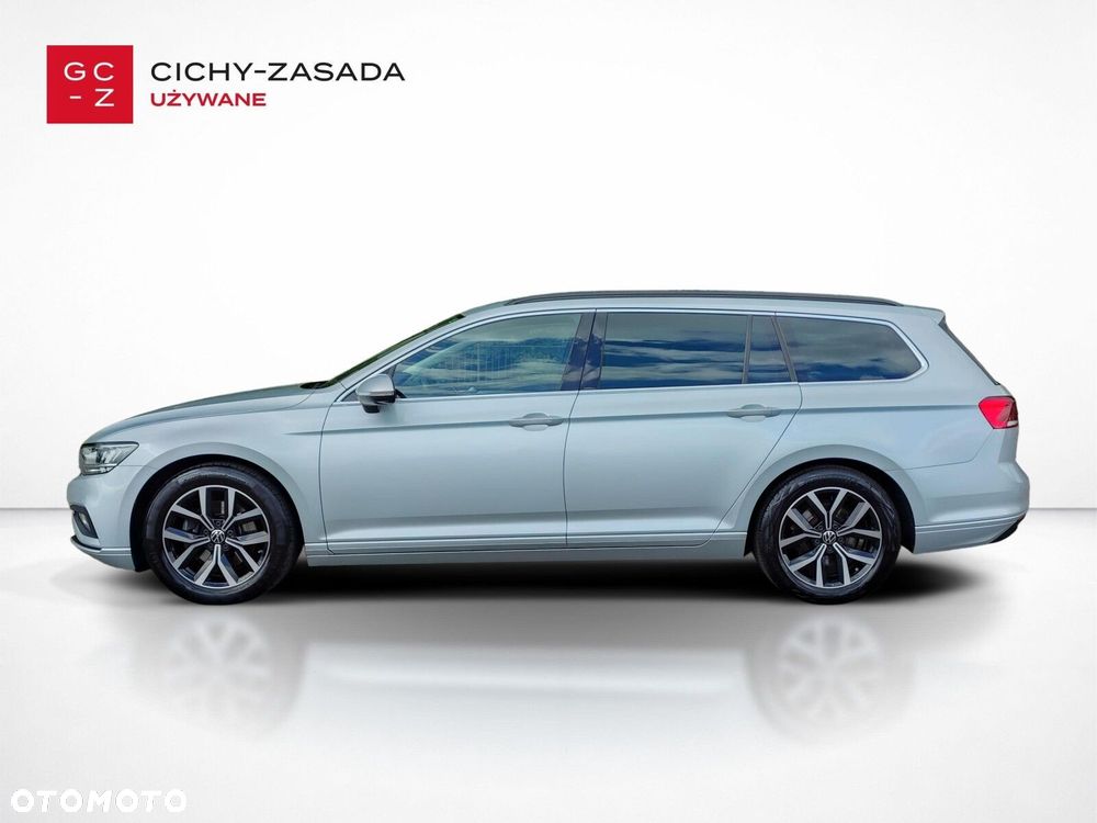 Volkswagen Passat - 2