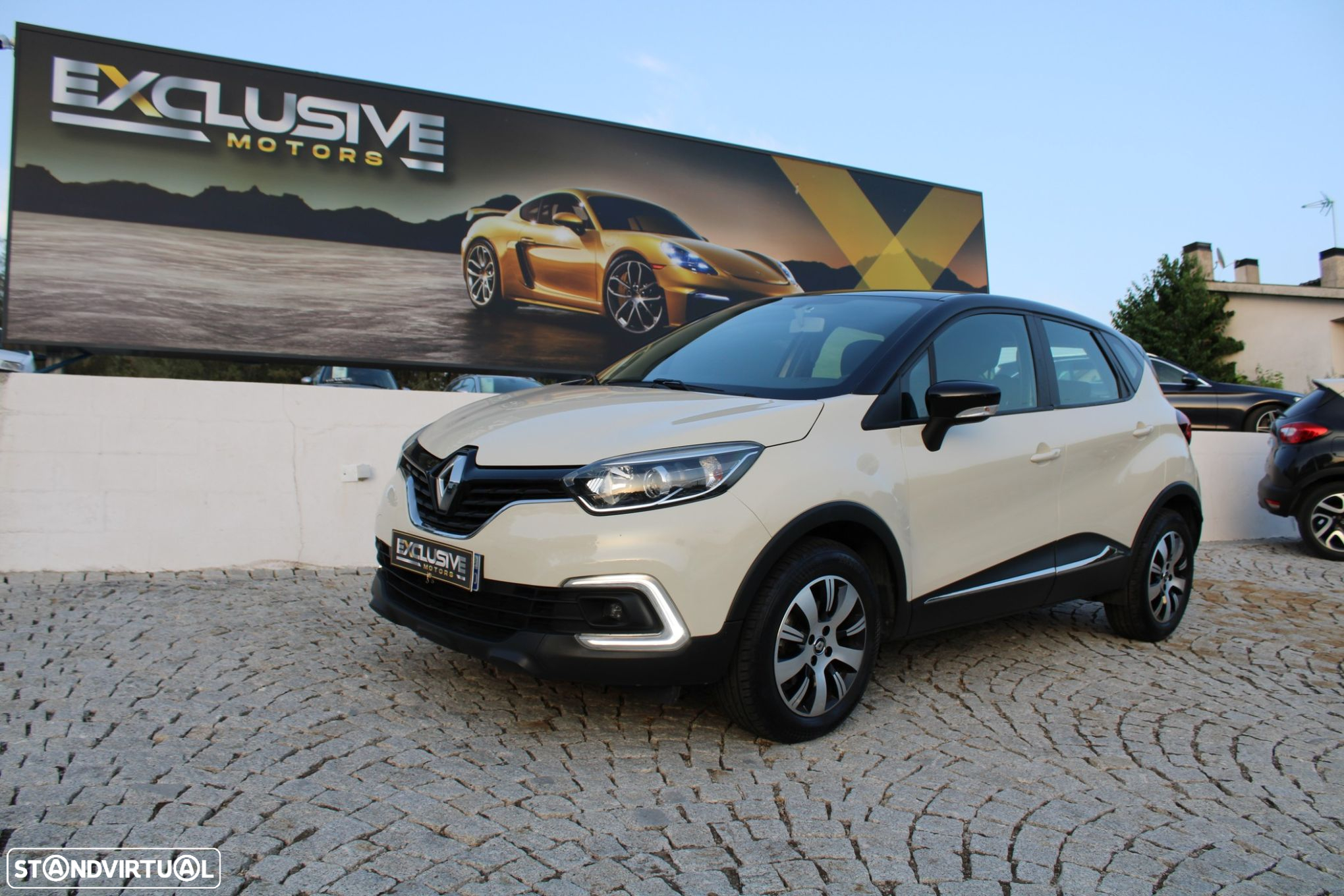 Renault Captur 1.5 dCi Exclusive - 2