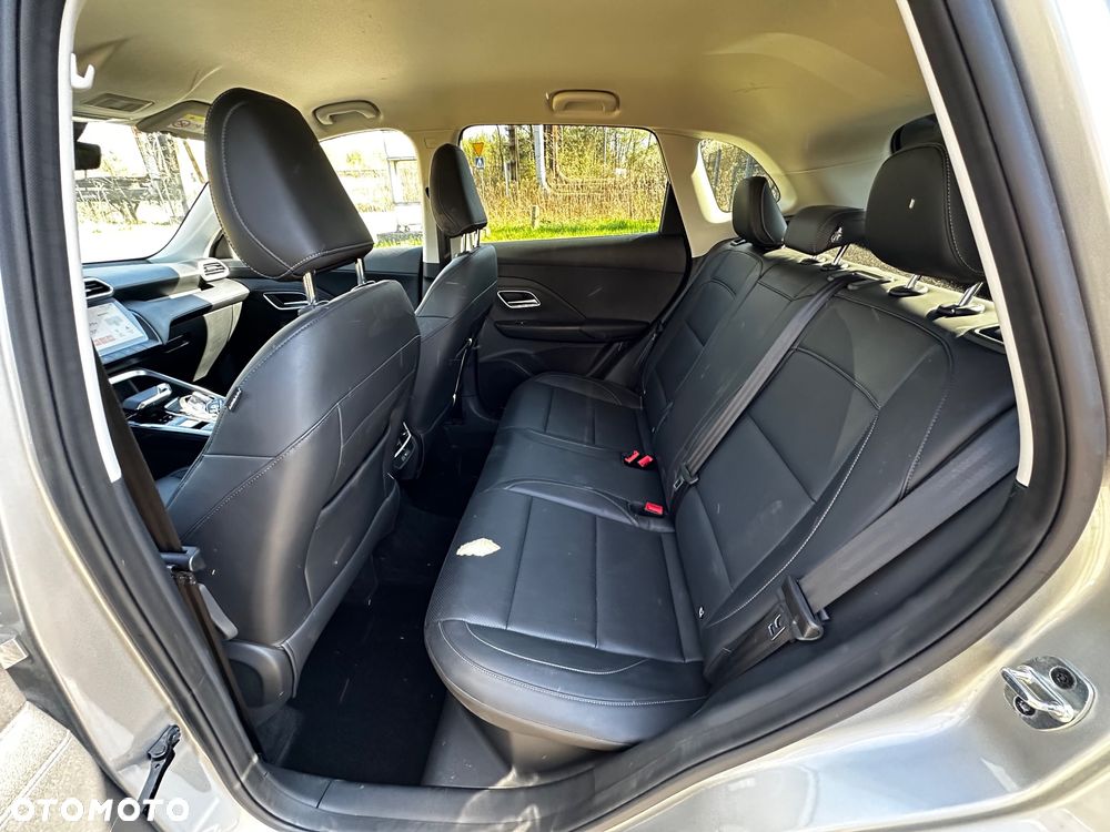 MG ZS Hybrid+ Luxury - 11