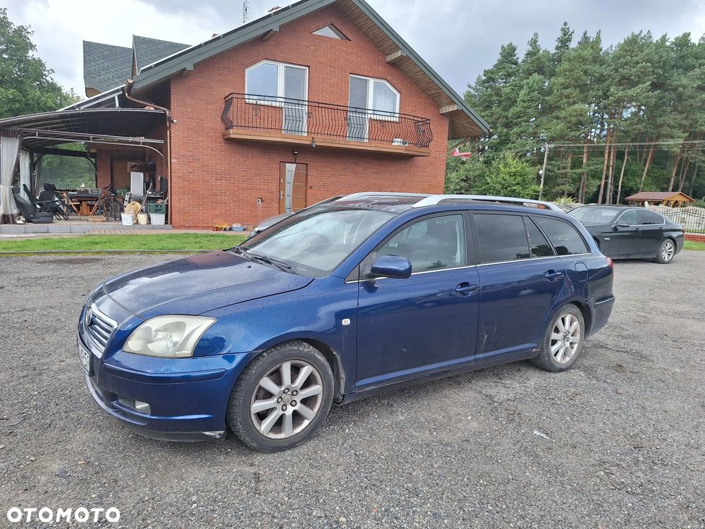 Toyota Avensis - 3