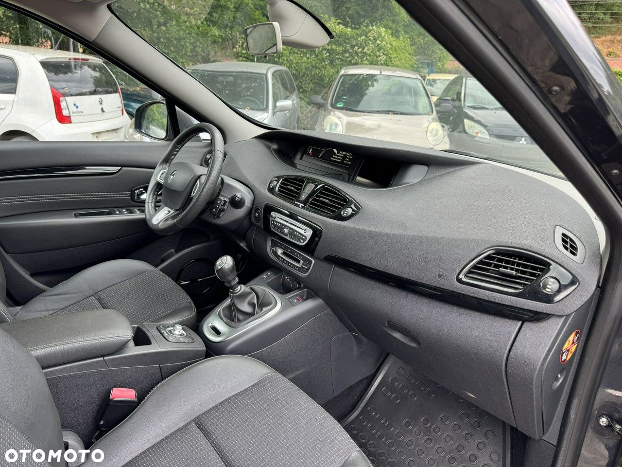 Renault Scenic - 17