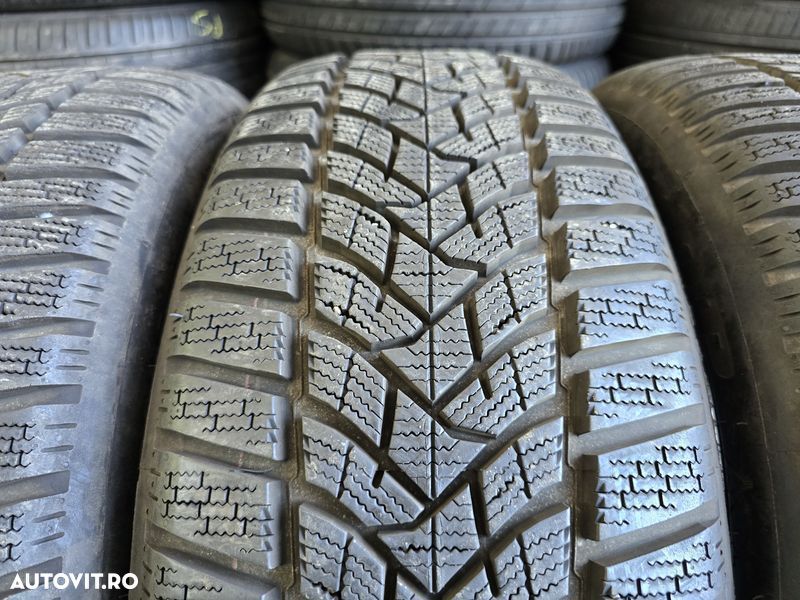 215/55/17 Dunlop 4piese - 6