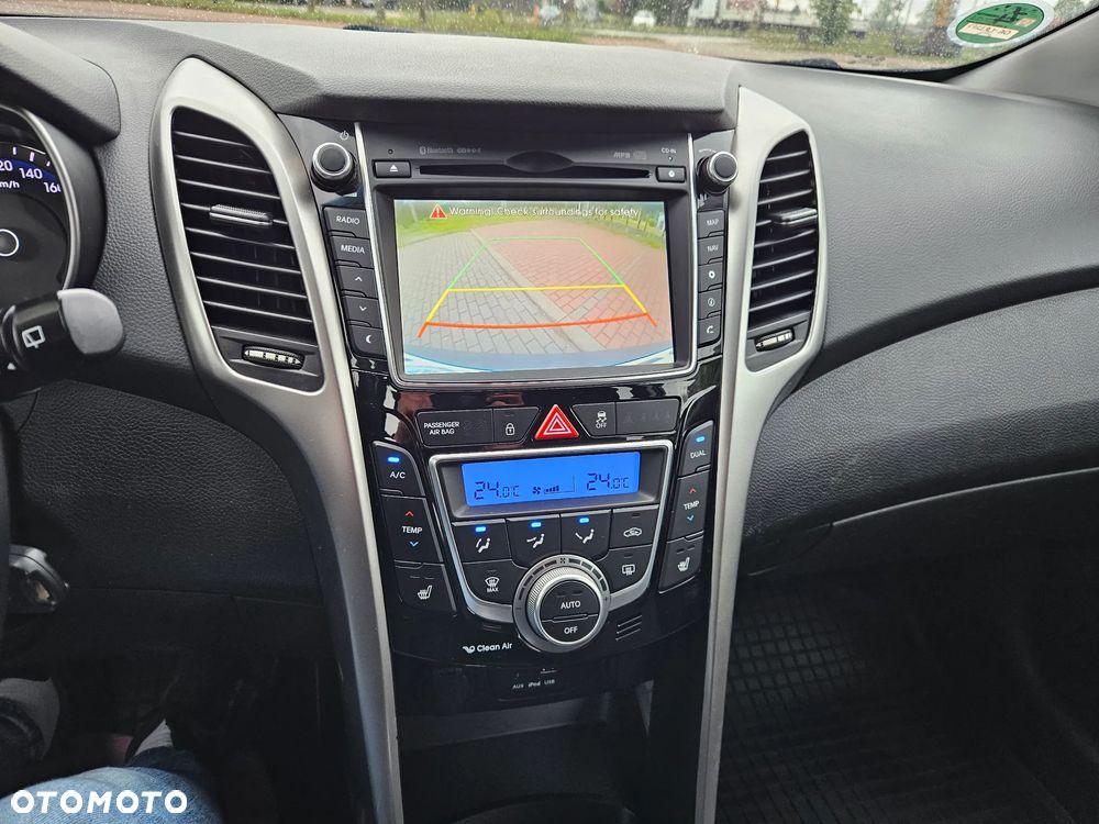 Hyundai i30 blue 1.6 GDI Trend - 10
