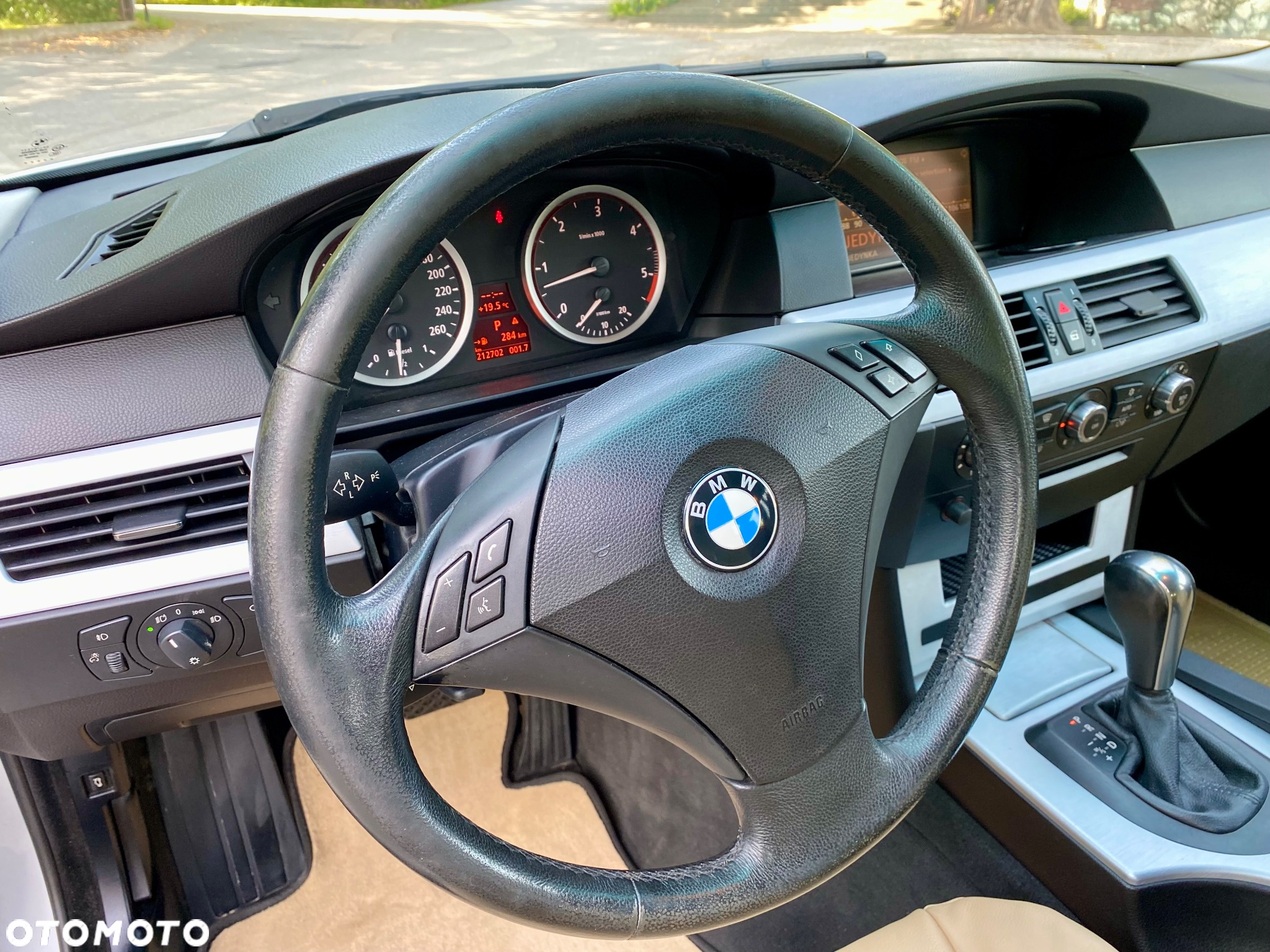 BMW Seria 5 530xd Touring - 21