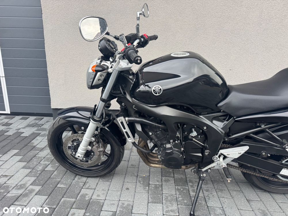 Yamaha FZ6 - 10