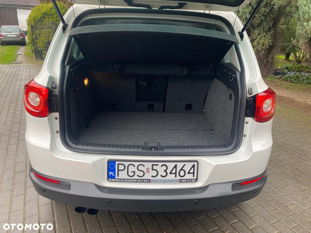 Volkswagen Tiguan 2.0 TSI 4Motion DSG Sport & Style - 24