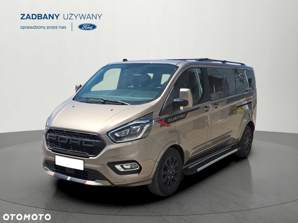 Ford Tourneo Custom - 1