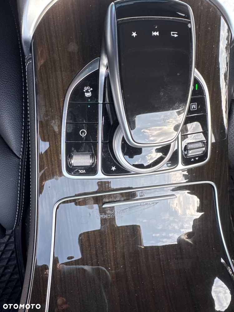 Mercedes-Benz GLC 300 4Matic 9G-TRONIC - 15