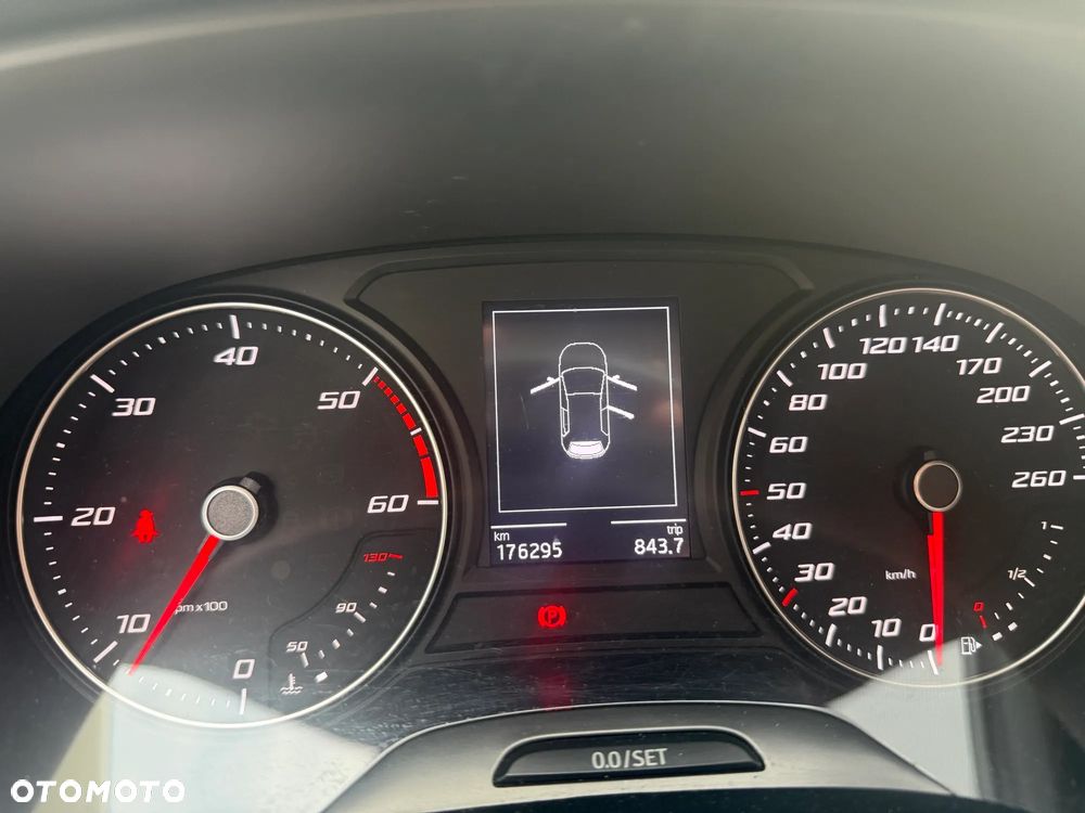Seat Leon 1.6 TDI Style S&S - 10