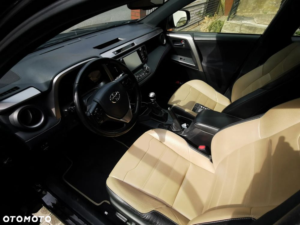 Toyota RAV4 2.0 D-4D Prestige 4x2 - 10